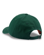 Gorra de béisbol verde de Jägermeister sin logotipos visibles.
